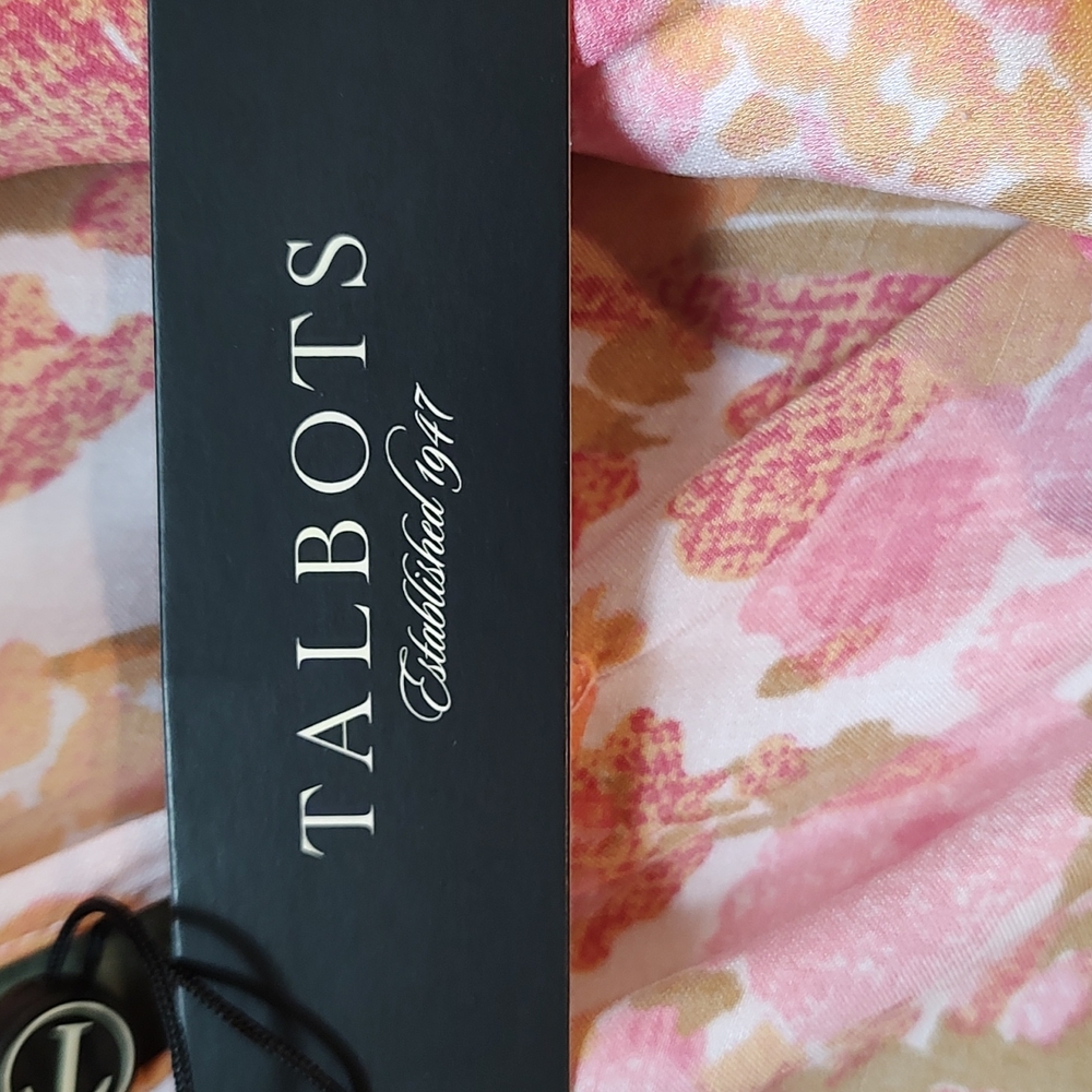 Talbot Blouse - Picture 7 of 8